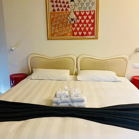 Bed & Bed Peterson-2